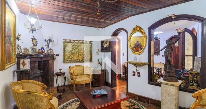Casa à Venda - Campo Belo, 4 Quartos,  180 m2