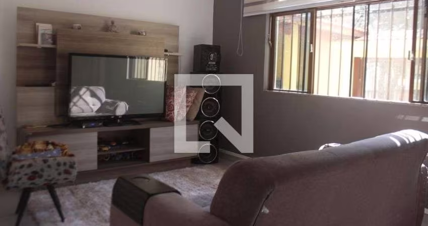 Casa à Venda - Jardim Éster Yolanda, 3 Quartos,  248 m2