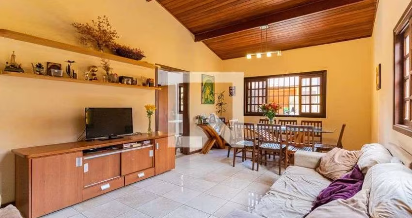 Casa à Venda - Socorro, 4 Quartos,  250 m2