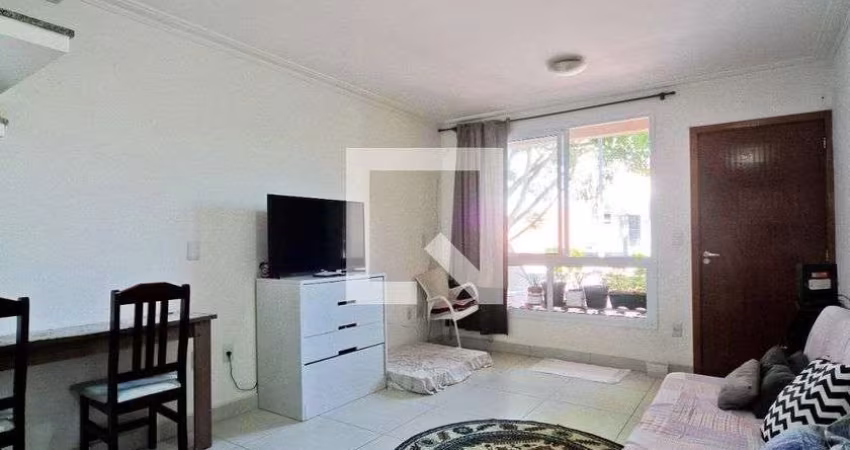 Casa à Venda - Parque São Domingos, 2 Quartos,  77 m2