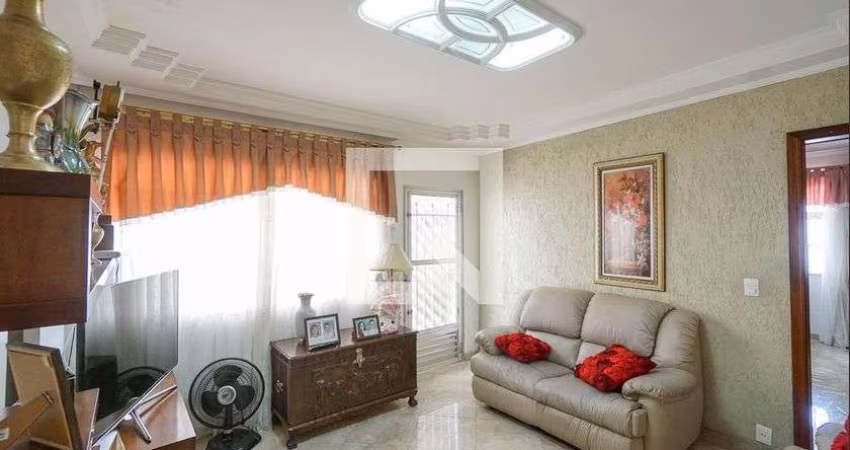 Casa à Venda - Vila Carrão, 2 Quartos,  120 m2