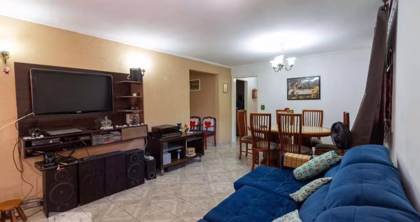 Casa à Venda - Jardim Éster Yolanda, 6 Quartos,  250 m2