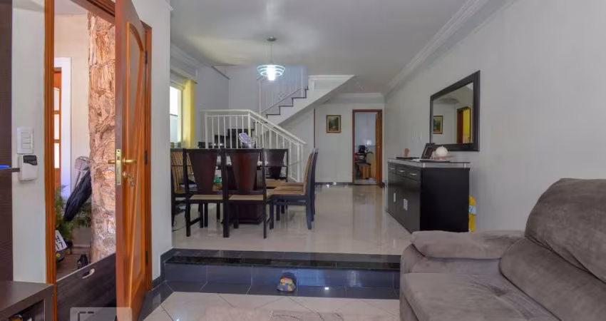 Casa à Venda - Água Fria, 3 Quartos,  157 m2