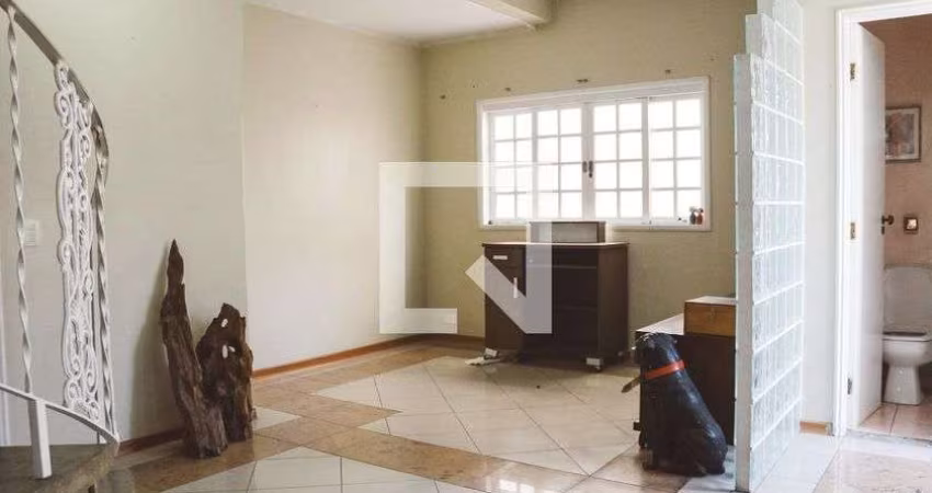 Casa à Venda - Parque São Domingos, 3 Quartos,  128 m2