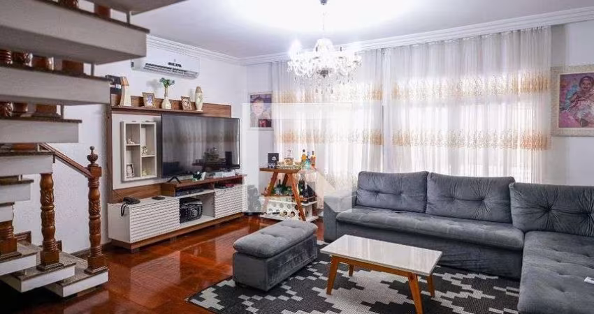Casa à Venda - Bosque da Saúde, 4 Quartos,  250 m2