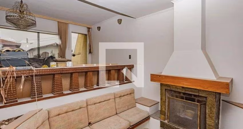 Casa à Venda - Jardim Santa Emília, 3 Quartos,  150 m2