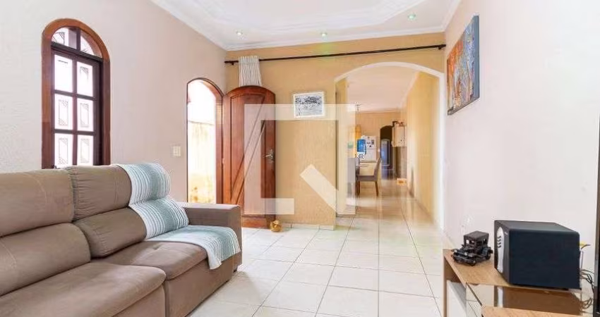 Casa à Venda - Vila Jacuí, 3 Quartos,  250 m2