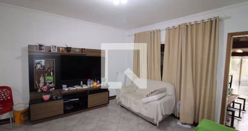 Casa à Venda - Água Fria, 4 Quartos,  149 m2