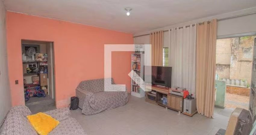 Casa à Venda - Vila Santa Clara, 2 Quartos,  191 m2