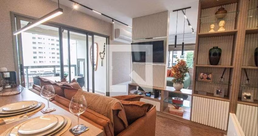 Apartamento à Venda - Vila Mariana, 1 Quarto,  45 m2