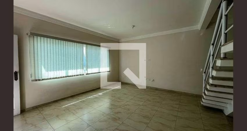 Casa à Venda - Água Fria, 3 Quartos,  180 m2
