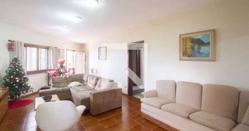 Casa à Venda - Jardim Sao Luis, 3 Quartos,  300 m2