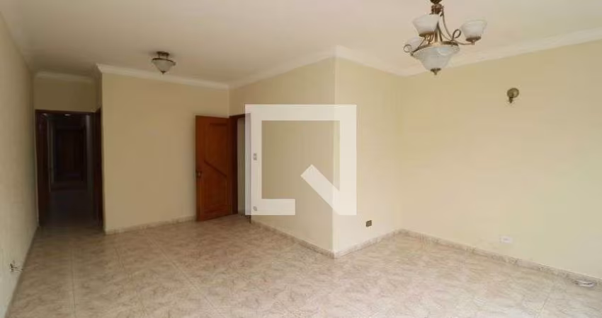 Casa à Venda - Chácara Mafalda, 4 Quartos,  134 m2