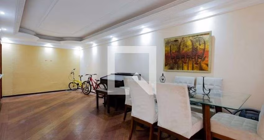Casa à Venda - Vila Amália, 2 Quartos,  192 m2