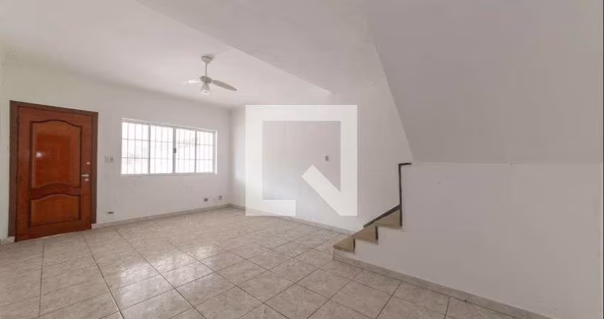 Casa à Venda - Bosque da Saúde, 2 Quartos,  140 m2