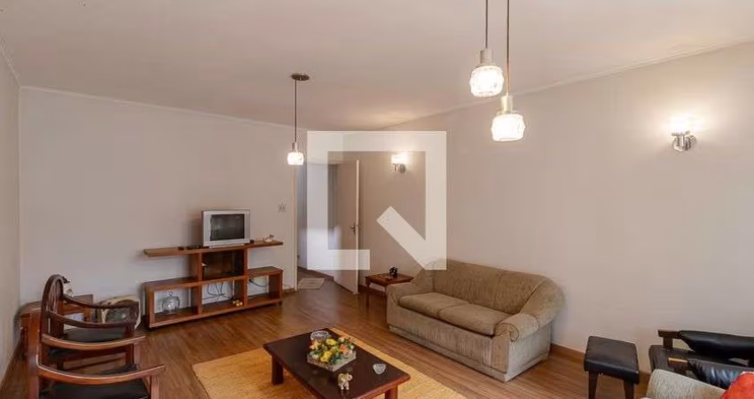 Casa à Venda - Sacomã, 3 Quartos,  200 m2