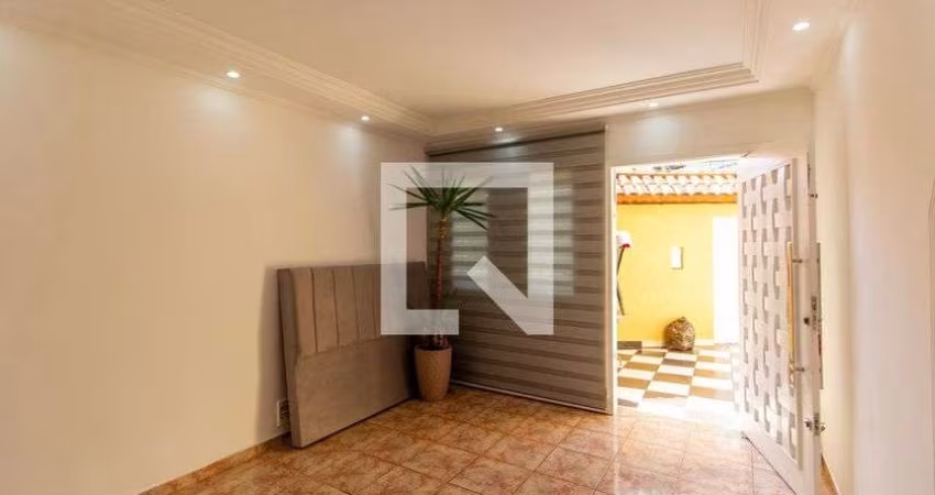 Casa à Venda - Vila Jacuí, 3 Quartos,  180 m2