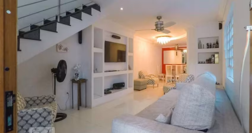 Casa à Venda - Bosque da Saúde, 3 Quartos,  179 m2