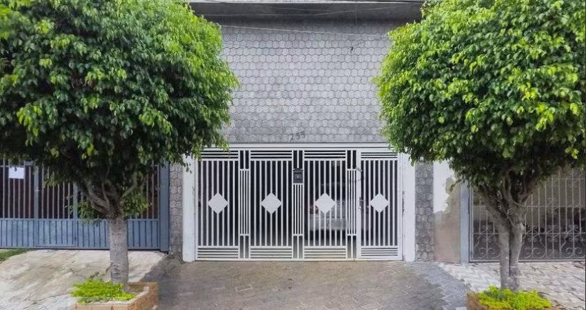 Casa à Venda - Jardim Santa Emília, 3 Quartos,  200 m2