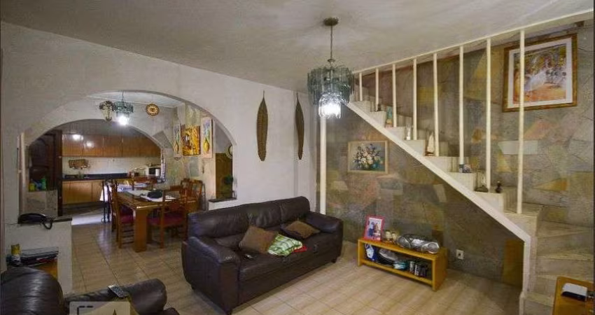Casa à Venda - Sacomã, 4 Quartos,  195 m2