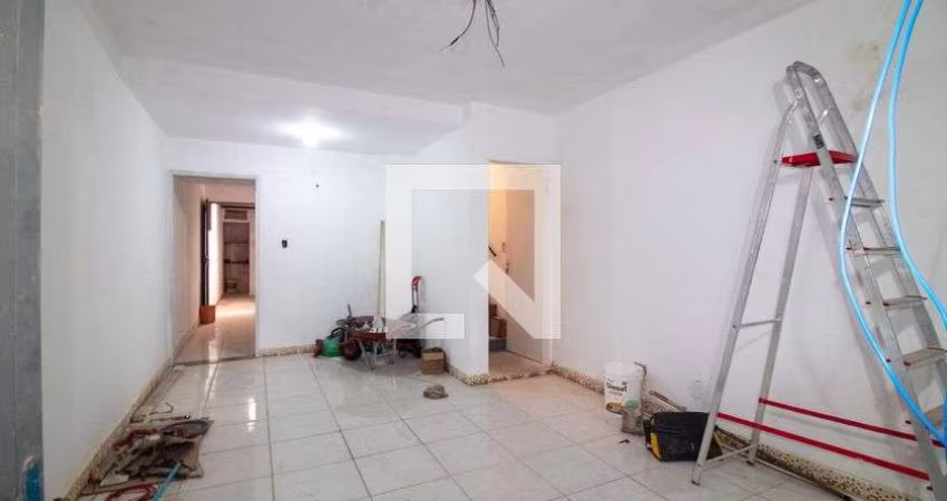 Casa à Venda - Chácara Santo Antonio, 2 Quartos,  140 m2