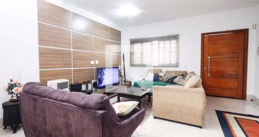 Casa à Venda - Água Fria, 3 Quartos,  280 m2