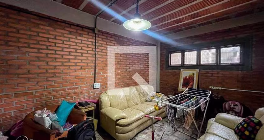 Casa à Venda - Água Fria, 5 Quartos,  400 m2