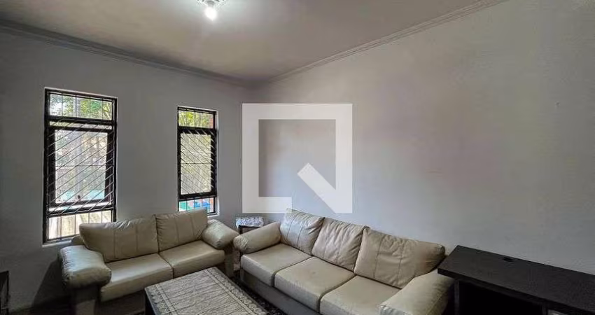 Casa à Venda - Água Fria, 4 Quartos,  182 m2