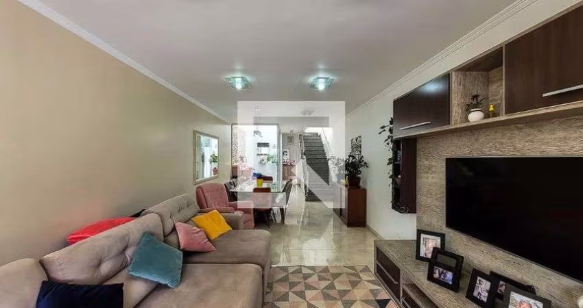 Casa à Venda - Bosque da Saúde, 3 Quartos,  241 m2