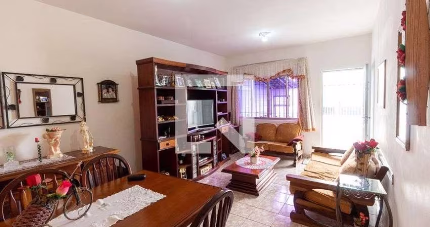 Casa à Venda - Cidade Patriarca, 3 Quartos,  303 m2