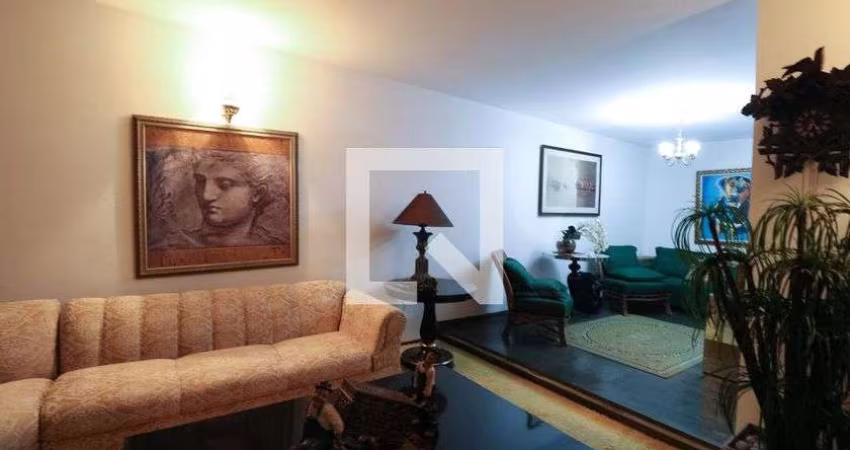 Casa à Venda - Jardim Éster Yolanda, 3 Quartos,  209 m2