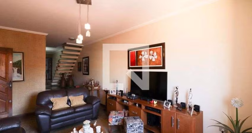 Casa à Venda - Parque São Domingos, 3 Quartos,  196 m2