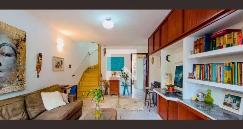 Casa à Venda - Perdizes, 2 Quartos,  90 m2