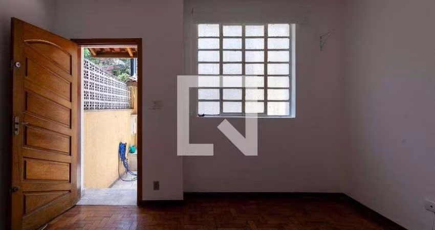 Casa à Venda - Vila Pompéia, 2 Quartos,  96 m2