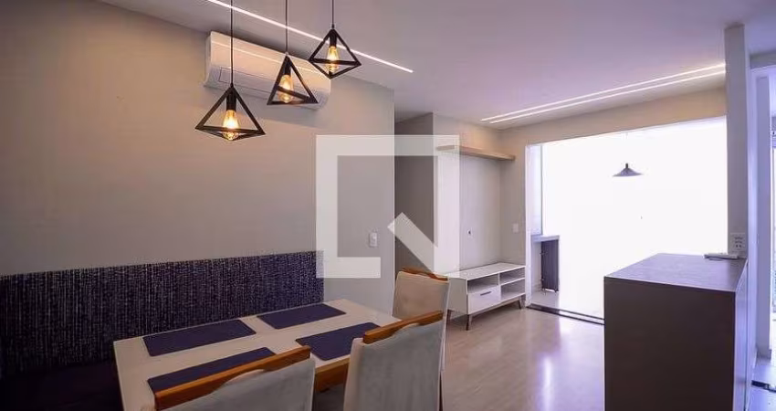 Apartamento à Venda - Vila das Mercês, 3 Quartos,  70 m2