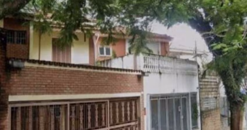 Charmosa Casa em Mirandópolis, São Paulo