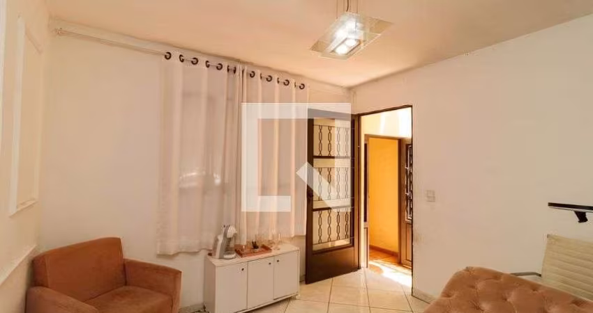 Casa à Venda - Parque Novo Mundo , 4 Quartos,  159 m2