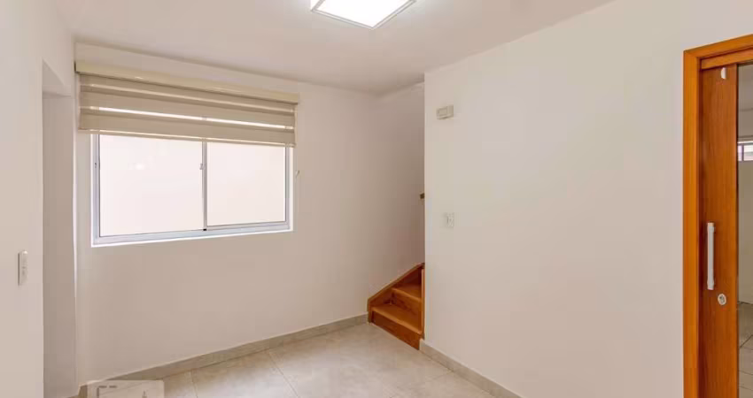 Casa à Venda - Chácara Santo Antonio, 2 Quartos,  90 m2