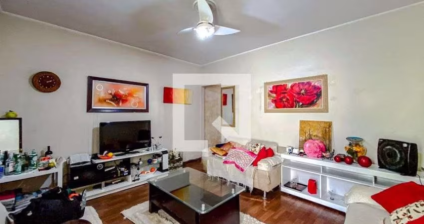 Casa à Venda - Belém, 3 Quartos,  140 m2