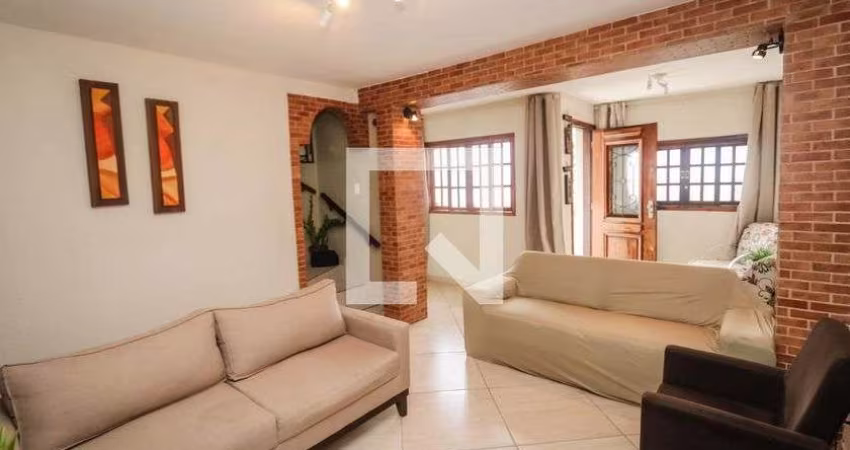 Casa à Venda - Portal do Morumbi, 4 Quartos,  120 m2