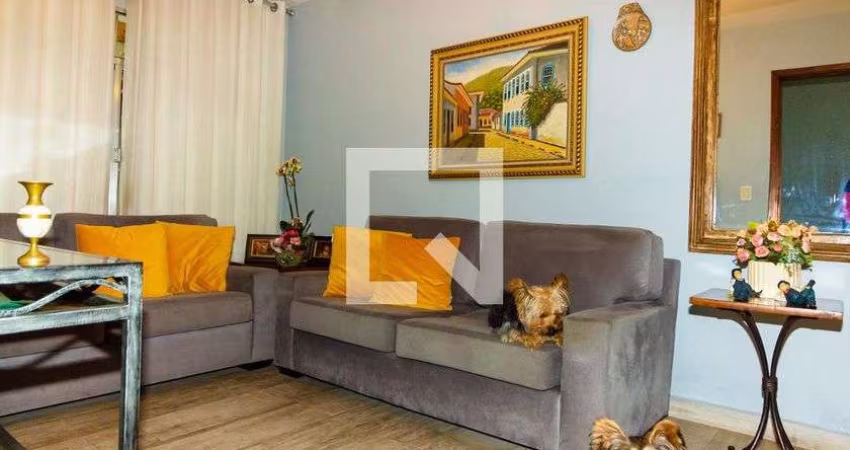 Casa à Venda - Jardim Éster Yolanda, 3 Quartos,  136 m2
