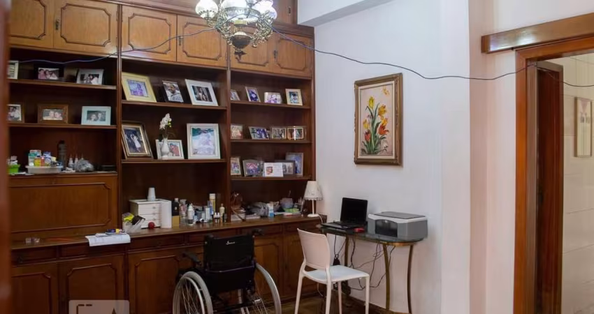 Casa à Venda - Piqueri, 7 Quartos,  161 m2