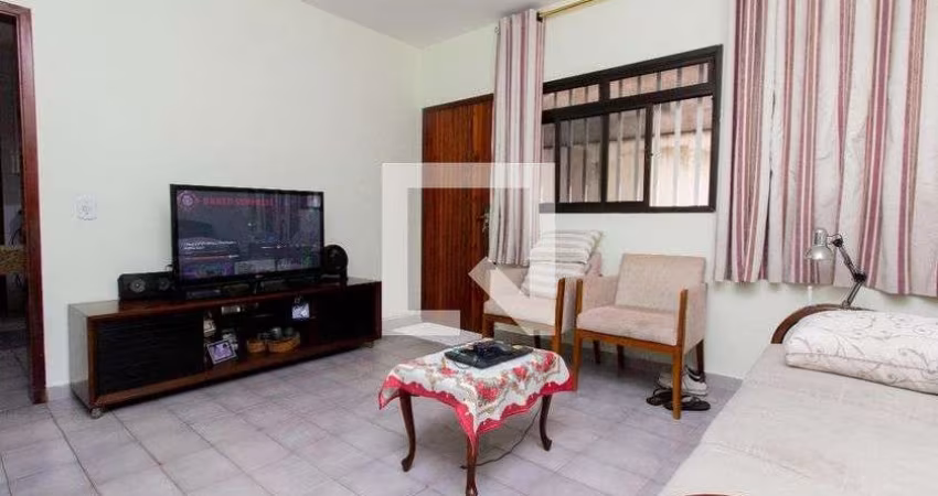 Casa à Venda - Ermelino Matarazzo, 2 Quartos,  380 m2