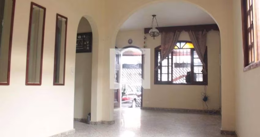Casa à Venda - Portal do Morumbi, 3 Quartos,  450 m2