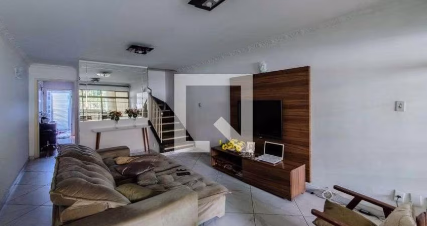 Casa à Venda - Ipiranga, 2 Quartos,  120 m2