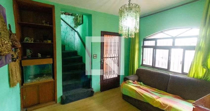 Casa à Venda - Vila Guilhermina, 3 Quartos,  200 m2