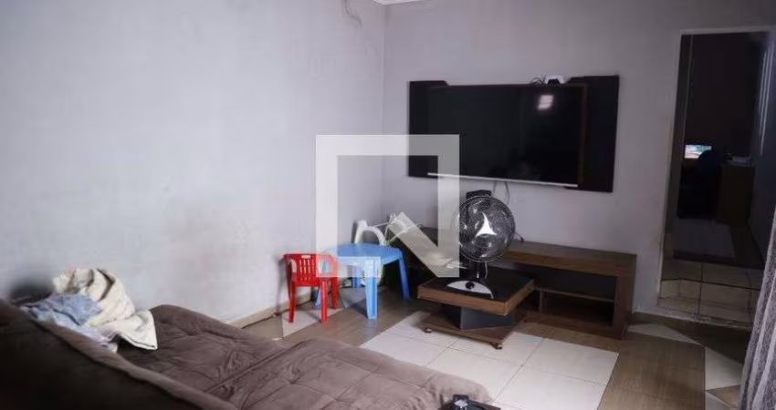 Casa à Venda - Jardim Peri, 4 Quartos,  350 m2