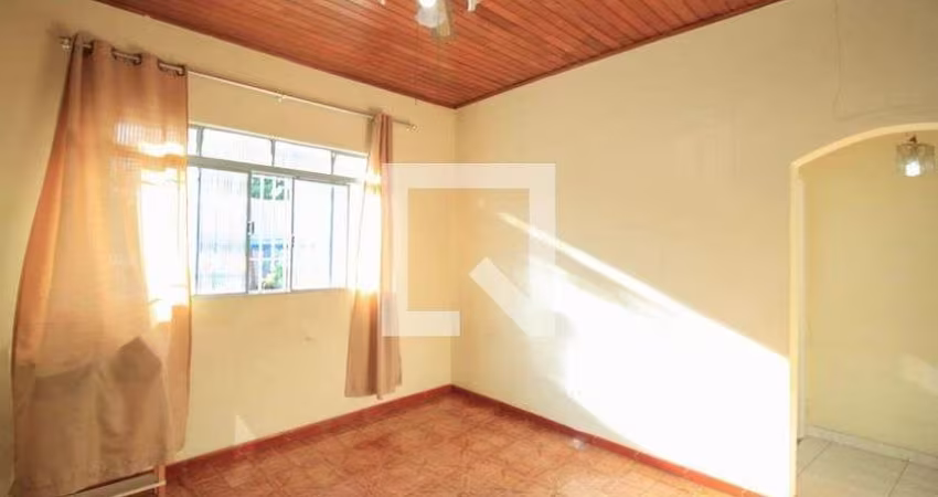 Casa à Venda - Belém, 2 Quartos,  119 m2