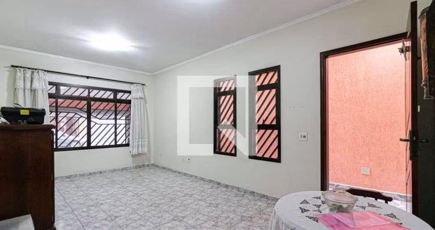 Casa à Venda - Jardim Maringá, 3 Quartos,  120 m2