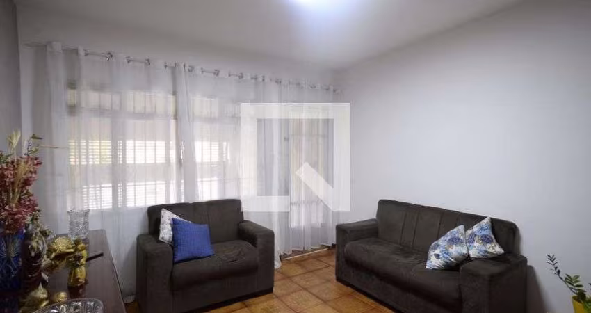 Casa à Venda - Cambuci, 3 Quartos,  200 m2
